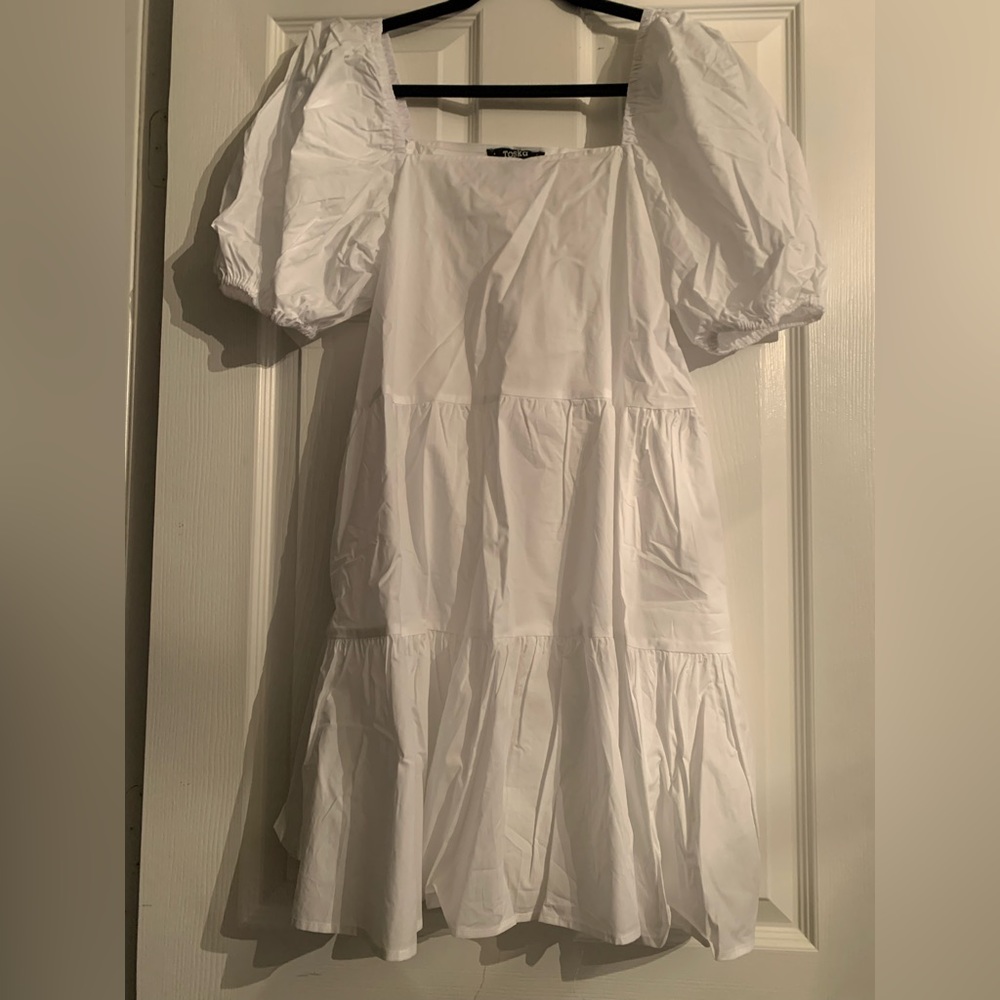 Toska Tiered Puff Sleeve Poplin Dress